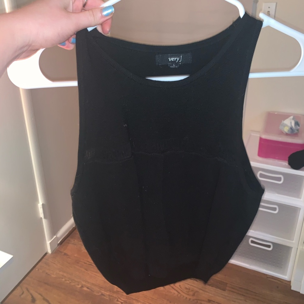 Black crop top